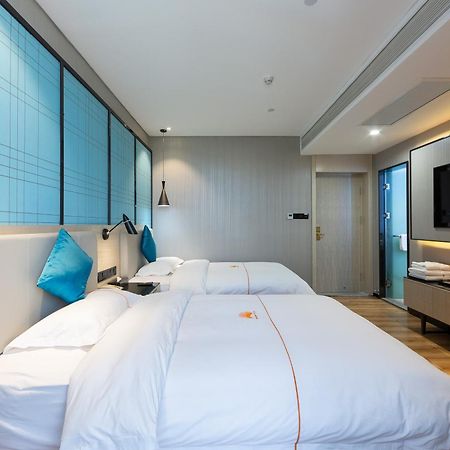 Warm Yes Business Hotel Guangzhou Exterior photo
