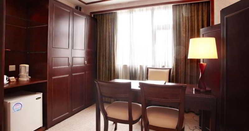 Warm Yes Business Hotel Guangzhou Exterior photo